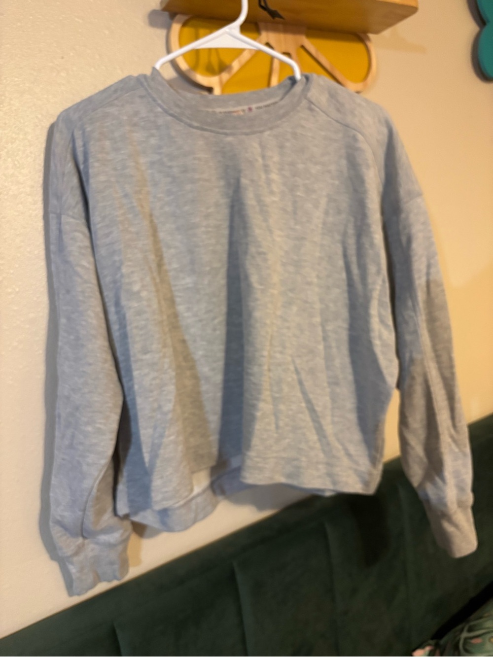 No Boundaries Light Gray Women's Crewneck Sweatshirt